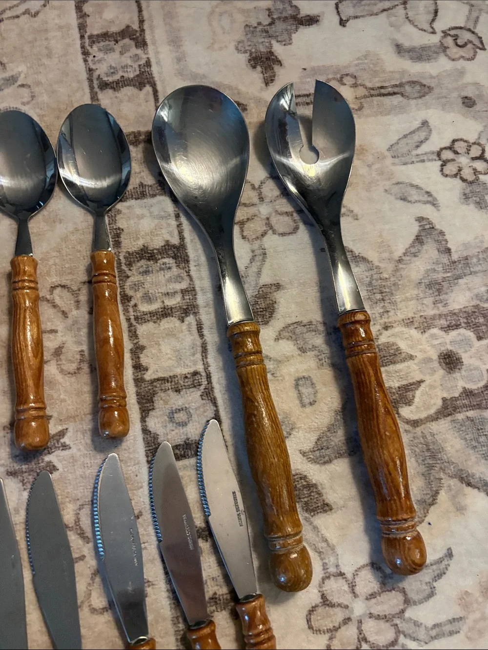 N/A elegant wood